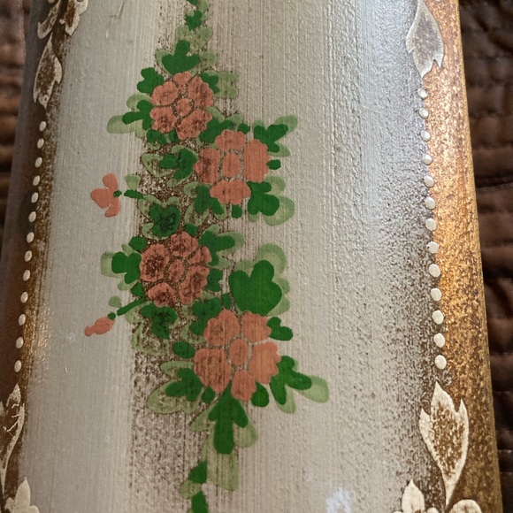 RARE Musical Florentine Jewelry Box, Handpainted, Gold, Floral, Pink Flowers - Picture 6 of 10